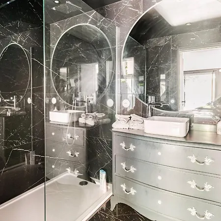 Garden In ديجون