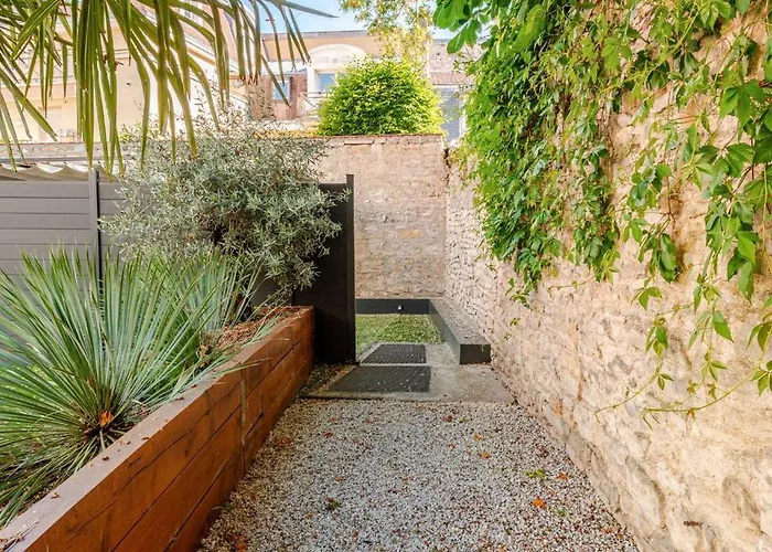 アパート Garden In